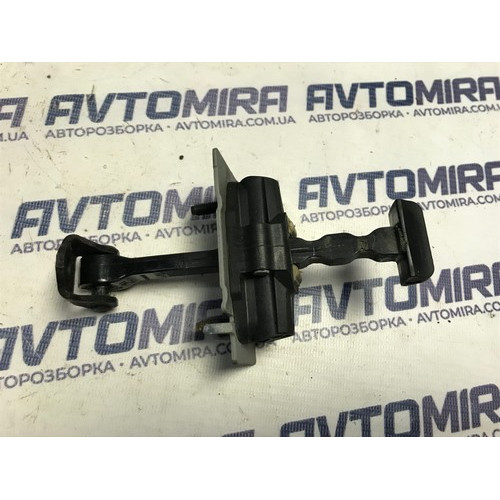 Ограничитель передней двери Peugeot 308 2013-2021 9677466980